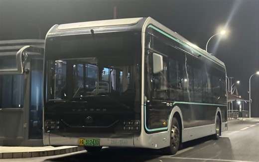 上海公交 巴士一公司 一车队 306路 上海火车站（北广场）往龙华东路制造局路方向