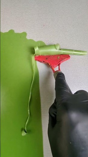 The colorful layers of dripping wax create stunning, organic patterns! #candlemaking#peeling​ #asmr​