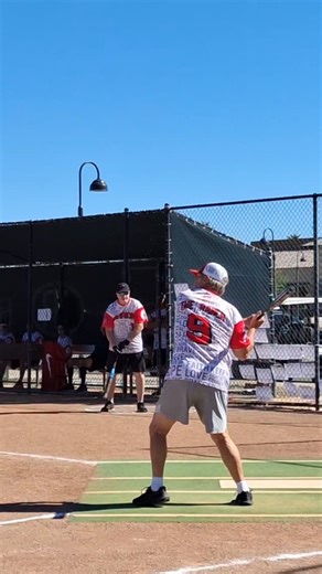 Robson Ranch keeps active in Eloy, and its community charity softball event on Monday helped raise thousands to support cancer awareness, research and studies. 🎗🎁 Take a look at what happened in today's recap video. 🥎 | Pinal Central