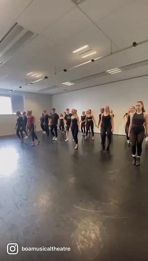 Want to have Triple Threat training in Musical Theatre? Come and see us this week during our Open Events! We are open every morning 9:30-10:45 for tours of the academy, and have our KS4 evening on Tuesday and KS5 evening on Thursday. Check the academy website for more information! 🤩 #FYP #boamusicaltheatre #openevening #future #KS5 #training #triplethreat #foryoupage #BOA #FlexEveryAngle