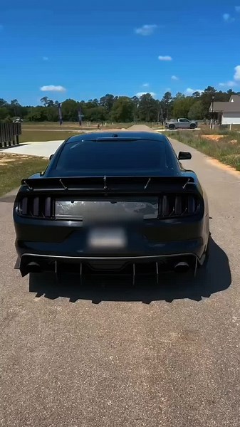 love the sound of this beast #coyote #cammed #car #viral #fyp