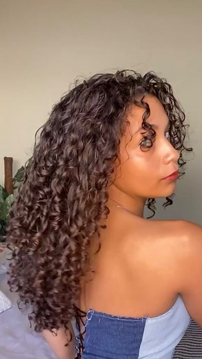 Jayme Jo on Instagram: "Super Bouncy, voluminous curls with KEVIN.MURPHY'S new and innovative BLOW.DRY - EVER.BOUNCE and EVER.LIFT @kevin.murphy ❤️ The BLOW.DRY collection is activated by the heat of your blow dryer and these lightweight sprays combined give you lasting bounce and volume whilst locking out humidity for a frizz-free, long-lasting finish. I have loved these additions to my routine right before diffusing my hair.  #lovekm #blowyouaway #sponsored"