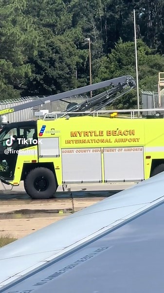 Myrtle beach airport truck 3 doing some test [10-3-25] #airportfire #myrtlebeach #myrtlebeachinternationalairport #fireengine #horrycounty