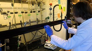 Synthesis of In37P20O2CR51 Clusters and Their Conversion to InP Quantum Dots