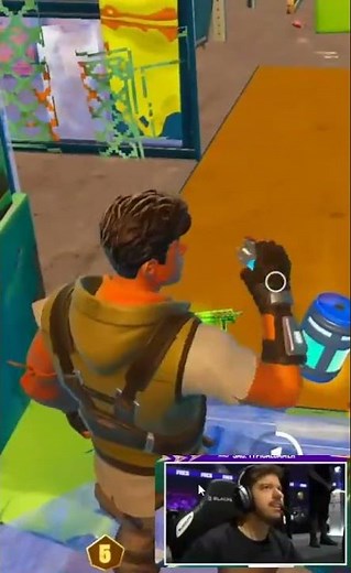 Typical Gamer FULL PIECE PeterBot in FNCS Fortnite Pro-AM Tournament