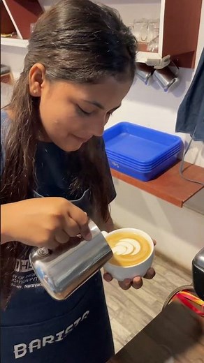 Coffee Latte Art Tutorial | Step-by-Step Barista Guide #LatteArt #shorts