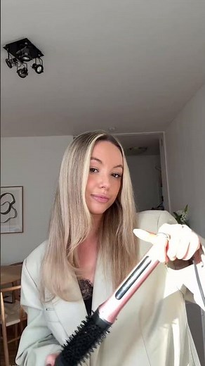 Here's your new quick faux blowout routine with the BaByliss Volume Boost Thermal Hot Brush.