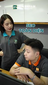 1K views · 15 reactions | SEO là gì và làm thế nào để học SEO một cách toàn diện từ cơ bản đến nâng cao? Nên học SEO ở đâu để đạt được hiệu quả tốt nhất? ---------- ☎️ Hotline: 1800 255748 (Miễn phí cước gọi)  HƯỚNG NGHIỆP Á ÂU - 17 chi nhánh đào tạo trên cả nước #HNAAu #hocvienmarketing #xuhuong #xuhuongreels #seo | Học Viện Marketing - Hướng Nghiệp Á Âu | Facebook