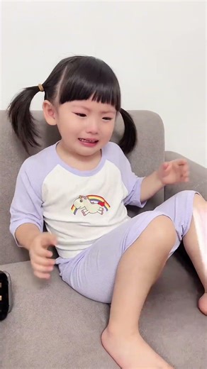 哄半天都哄不好，原来……😂😂#人类幼崽的800个心眼子