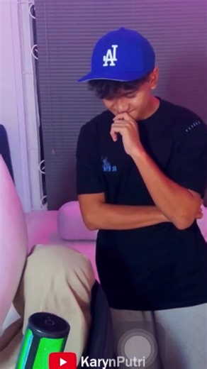 Understanding Clingy Behavior in Relationships