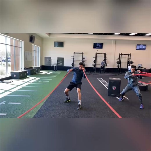 What Happens in Vegas, Waves in Vegas. Don't Get Scammed into Copycats! Inertia Wave is the Original Brand for Kinetic Wave Patterns. Only Buy Inertia Wave Brand. It's the only Formulation Constructed of Kevlar, Fishing Line, and Natural Gum Rubber. We Have Hardware on Our Kits, You Don't Tie them in One Anchor Point, and Flop them around Like a Wet Noodle. Made in Mexico, and Exceeds National Standards for Its Tensile Strength. | Inertia Wave Fitness Products