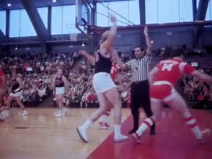 From the Vault: Reds basketball team plays University of Cincinnati NCAA champions in 1971