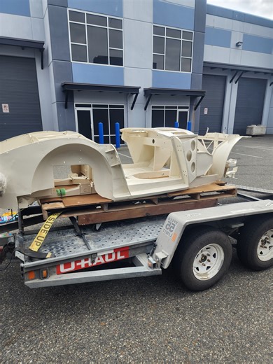 This 1954 Austin Healey Le Mans 100M isn’t your average classic. It’s a vintage race car — built with the larger engine, upgraded cam, crank, and carbs that set it apart from the road-going version. We brought the body back to bare metal with a full sandblast, then coated it in a zinc epoxy primer powder coat for corrosion protection before laying down a Ford Wimbledon White top coat to match the original tone. This stage sets the foundation for the full restoration — a finish that not only look