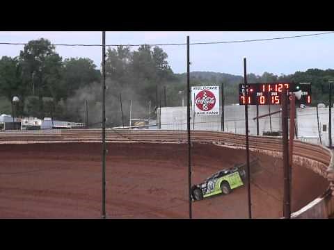 Scott Bloomquist sets New Track Record @ Tazewell Speedway 06/03/12.