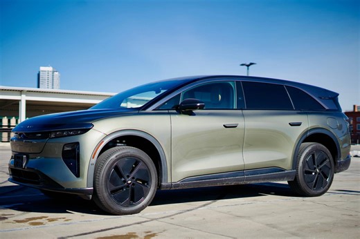 2026 Lucid Gravity Dream Edition - ~500 Miles, 1,070 Horsepower, Dual-Motor AWD, Highly Equipped
