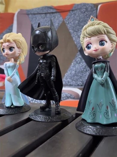 #toys #toydance #batman #elsa #anna #dance #trending #trendingshorts #superhero