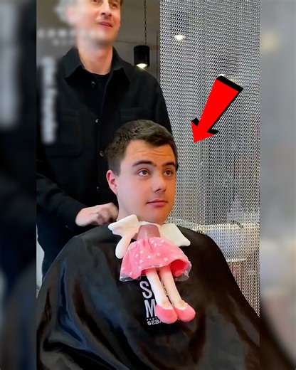 The Funniest Barber Shop Pranks Ever!✂️ #ComedyPranks | Kewon Vines | Facebook