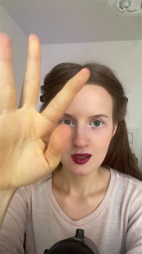 Exploring ASMR Kissing Sounds for Relaxation