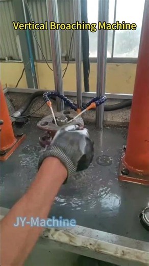 Vertical Broaching Machine for Spline Processing #broachingmachine #spline #splines