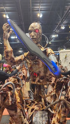 1.9M views · 14K reactions | This is horrifying  #halloweenprops #spider #robot #halloweenanimation #transworld #woodsofterror #specialeffects | The Scare Factor | Facebook