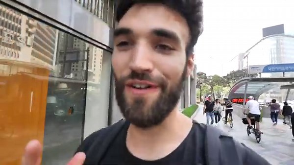 LIVING on TRADITIONAL KOREAN STREET FOOD for 24 HOURS!