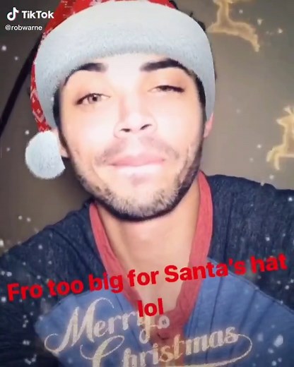 Spreading some Holiday cheer #christmas #throwback #howiwalk #lastminutexmas