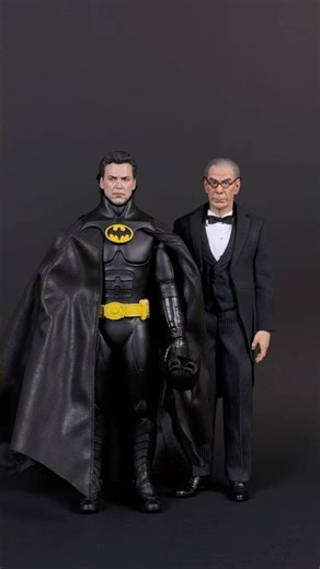 Hot Toys Batman Returns mms770 Review #HotToys #Batman #ActionFigures
