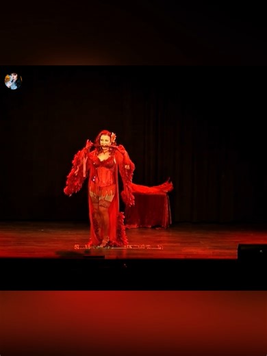 Minnie The Moocher Burlesque Dance Performance