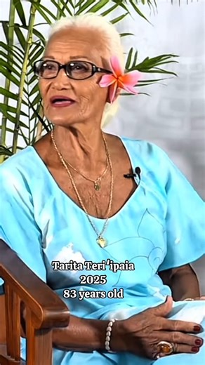 🌺 The classic Polynesian beauty - Tarita Tumi Teriʻipaia. 🇵🇫 Tahitian actress Tarita Tumi Teriʻipaia was born on December 30, 1941, in Bora Bora, French Polynesia. She made history as the first Polynesian to be nominated for a Golden Globe Award (Best Supporting Actress) for her role in the iconic film Mutiny on the Bounty. ✨ On set, she met her future husband, Hollywood legend Marlon Brando. 🎥 visionsofjai #100polynesian #tahitian #tahiti #reelsvideo #reelschallenge #reelitfeelit #reelsfypシ