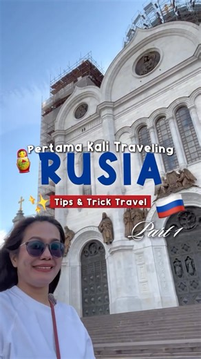 Evelyn Nainggolan on Instagram: "Moscow adalah salah satu kota utama di Rusia, di samping St Petersburg. Kondisi kota Moscow yang saya kunjungi mungkin tidak merepresentasikan seluruh negara Rusia, karena luas keseluruhan Rusia 17 juta km2; sementara penduduk di Moscow berjumlah 13 juta jiwa dibandingkan jumlah total penduduk Rusia yang berjumlah 144 juta (data tahun 2021). Sebagai perbandingan, luas daratan Indonesia adalah 1,9 juta km2. Di tengah kondisi perang, ternyata Moscow cukup aman diku