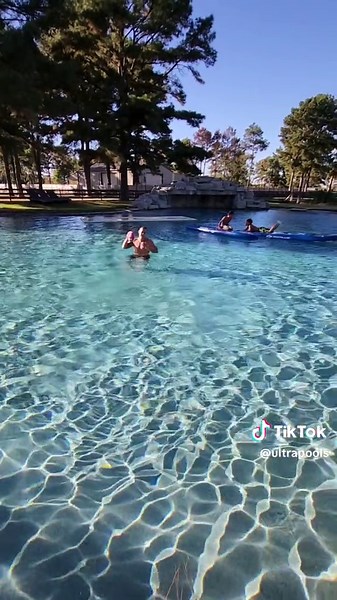 We heard @richforever might have the biggest pool in the USA... Not sure if that's true or not, but we do know that we can make that backyard look a whole lot better 💦 Let us know when you're ready 💦