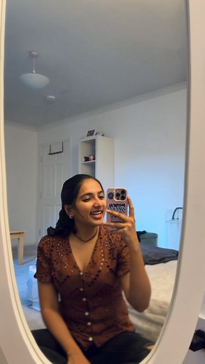 Janvi Byju on Instagram: "This song is really close to my heart 🥹❤️ . . It’s the very first song I sang on stage when I was 6! Which was the first song you sang on stage?🎤 Comment below!! . . . #rawvoice #coversong #singletake #malayalamcover #fyp"