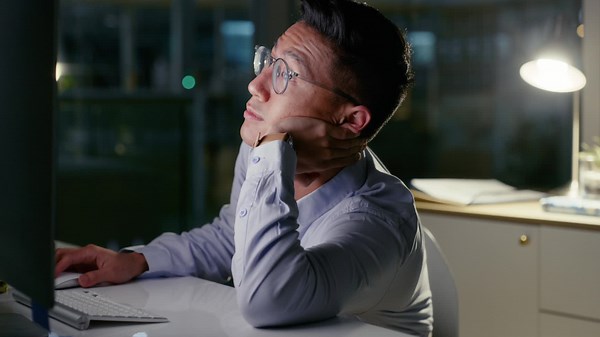 Screen Time Relief: Simple Solutions for Eye Strain