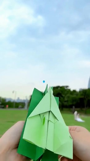 Lanzador de aviones de papel #pongamosloaprueba #verdadomentira #aprendeentiktok