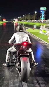 Teasley got gone real quick from the dig #grudgelyfe #grudgelyfe4life #motorcycles #fblifestyle #superbike (do not try this at home with that slow ass bike these are either) | Grudge Lyfe