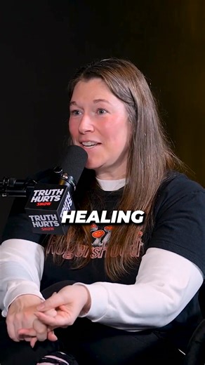 405K views · 4.2K reactions | Did you know drooling in your sleep along with all these other symptoms can be a sign of having parasites?!!  You learn something new every day in the Worm Queen’s Hood! 缾 #symptoms #parasites #worms #deworm #deworming #parafy #parasitecleanse #wormqueen #parafycleanse | RogersHood Apothecary | Facebook