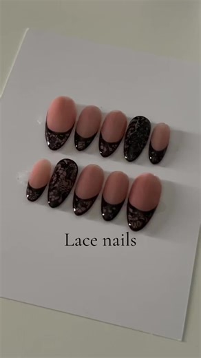 فن أظافر الدانتيل: إطلالة مميزة لأظافرك