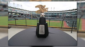 PHOTOS | Fans take photos with Cleveland Indians' American League Championship trophy