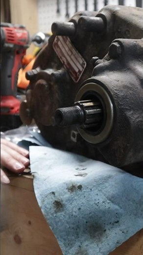 Dana 20 seal replacement