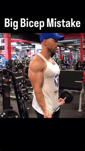 ✅ Are You Curling WRONG? (Barbell Curl Form Fix!) Most guys ruin their bicep gains by swinging the weight or letting their elbows drift. 👉 Slight lean forward, elbows tucked, control every inch — that’s how you build thicker arms. 💪 Train smarter, not harder. 🎯 Want a full plan built around smarter training? Join my Custom Plan today – link in bio! | Renshaw's Personal Training