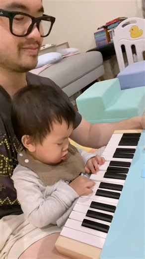Best Minimalistic Piano for Baby Toddlers