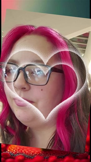 🇺🇸☠️Mrs American_Outlaw Girl (@reneedh123)’s videos with Valentine - YK Osiris