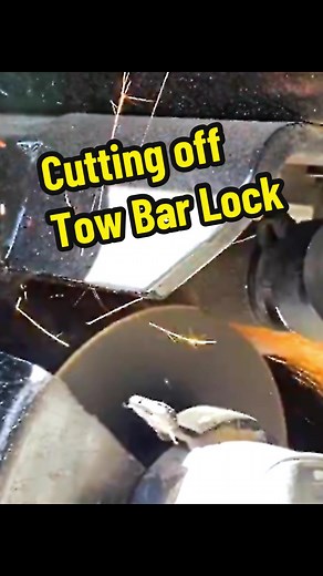 How to Remove a Locking Trailer Hitch Pin: Step-by-Step Tutorial
