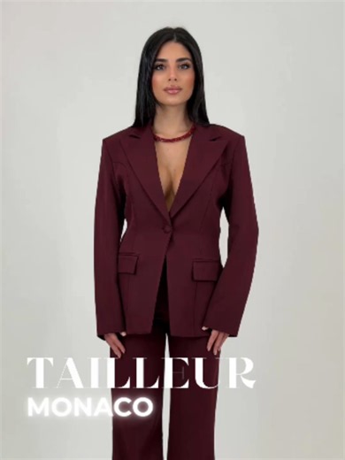 Il tailleur più amato per le cerimonie 🌟 Lo trovate nel carrellino arancione qui in basso 🧡 #noeila #abbigliamentodonna #tailleur #cerimonia #shoponline
