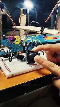 Plataforma móvil controlada con Arduino, joystick y servos #arduino #arduinoproject #robotics