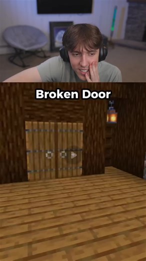 Broken Door in Minecraft #minecraft #fyp #foryoupage #trending #minecraftmemes