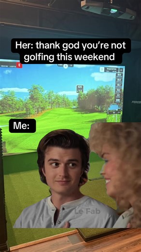 As soon as she says that, the chat starts blowing up #golf #golfsimulator #pgasuperstore #golftok #CapCut
