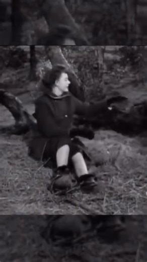 From child actor to TV mom of a generation, June Lockhart’s grace carried across nearly nine decades of film and television. She began on stage at just eight years old, appeared in A Christmas Carol (1938) and Meet Me in St. Louis, and later became everyone’s mom as Ruth Martin on Lassie and Maureen Robinson on Lost in Space. Her presence reminded us that strength and kindness can share the same scene — that resilience isn’t loud, it’s steady. Today we celebrate her warmth, her wit, and the lega