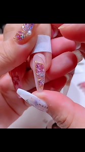 2M views · 29K reactions | Diseño de mariposa con efectos #nails #nail #nailart #naildesigns #nailartist #nailgel #naillove #nailsoftheday #nailsonfleek #nailsonpoint #nailsofinstagram #nailsoftheweek #nailsofig #nailideas #nailinspiration #nailitdaily #uñas #uñasbonitas #uñasacrilicas #uñasdemoda #viralreels ✨曆 | Pretty Nails by Yaz | Facebook