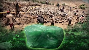 Why is there rampant heroin addiction among Myanmar's jade miners?
